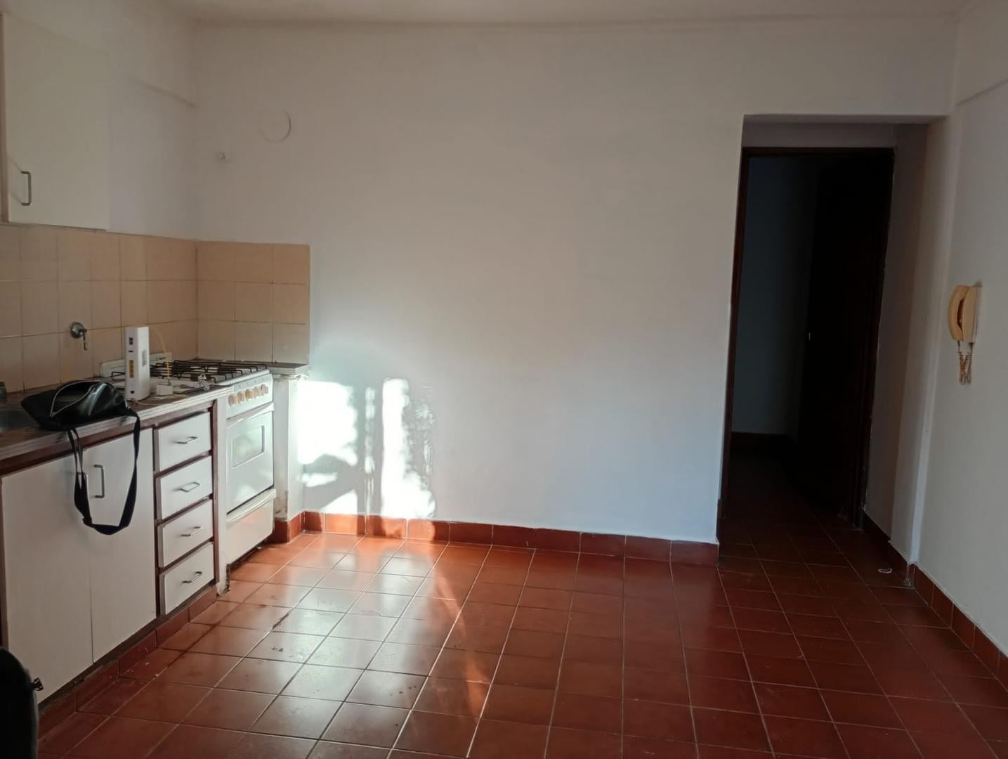 Foto de Alquiler departamento 1 dormitiorio 69 e/8 y 9, imagen 2