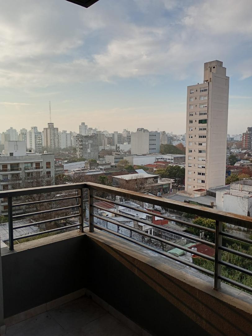 Foto de Alquiler monoambiente Av.13 e/63 y 64, imagen 1