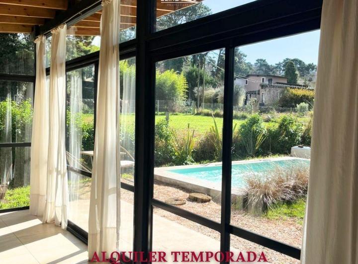 Foto de ALQUILER TEMPORADA Casa 4 amb con piscina en Sierra de Los Padres, imagen 3