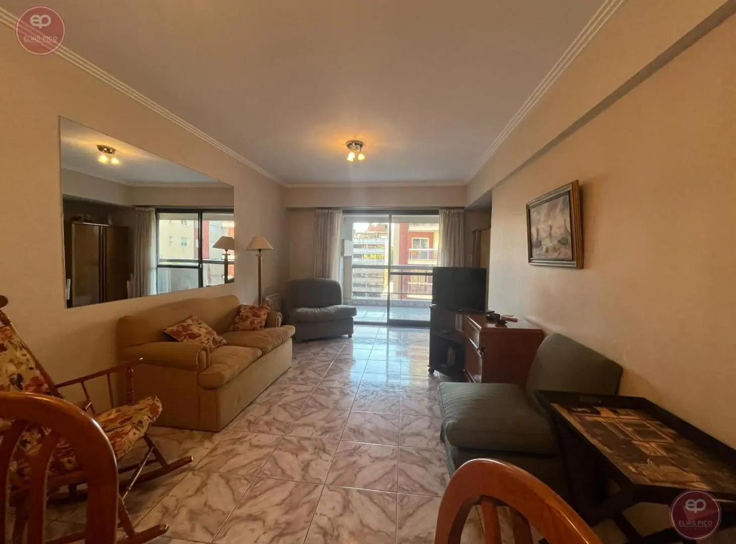 Departamento en Plaza Mitre 8