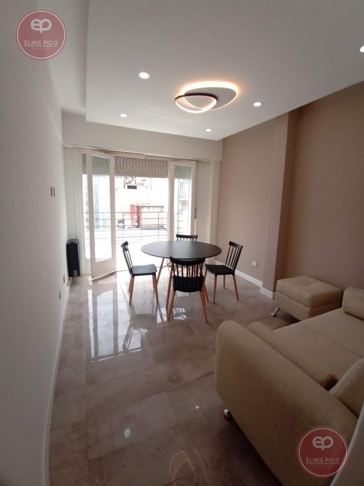 Foto de Departamento 2 Amb. c/Dependencias externo c/balcón terraza, Reciclado, imagen 1