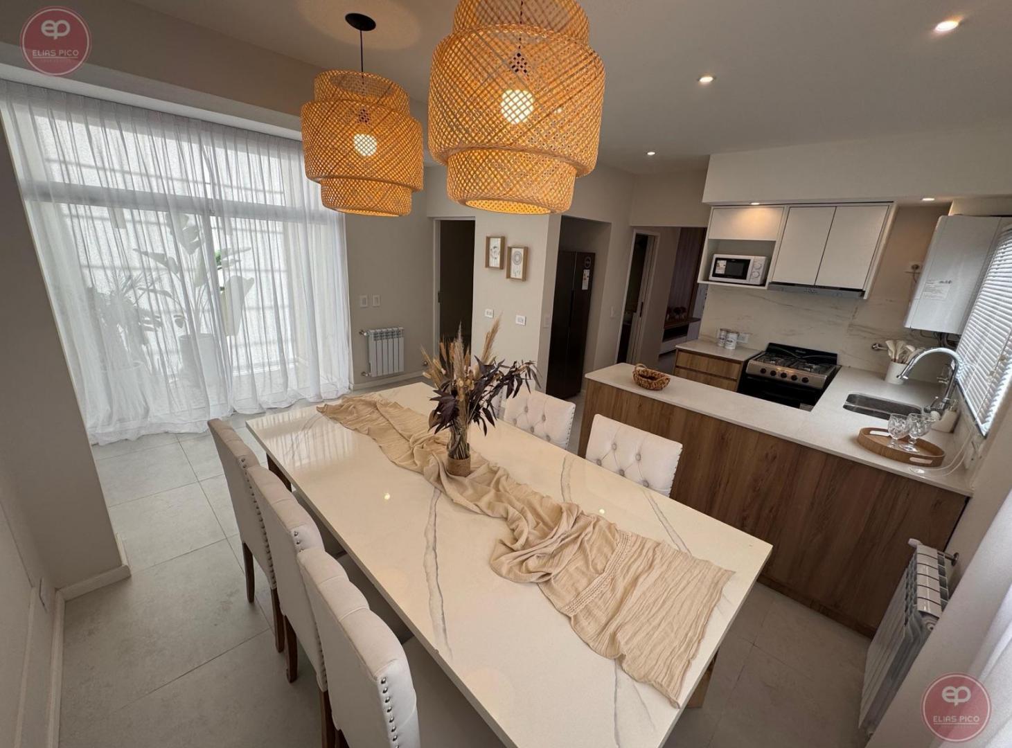 Foto de Excelente Casa de 4 amb, en 2 plantas, zona residencial, Chauvin, Mar, imagen 3