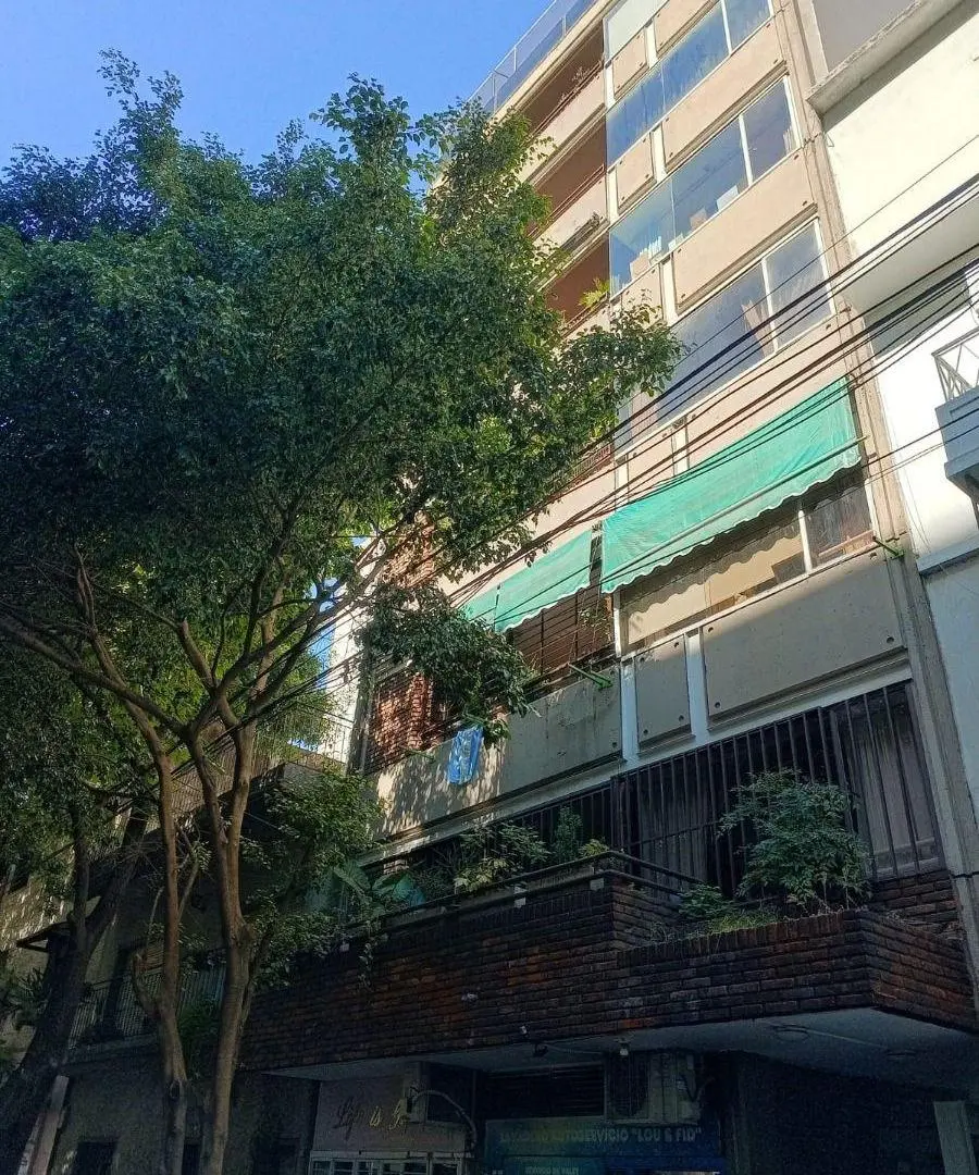 Frente semipiso cuatro ambientes muy luminoso. Belgrano - Las Cañitas. 3