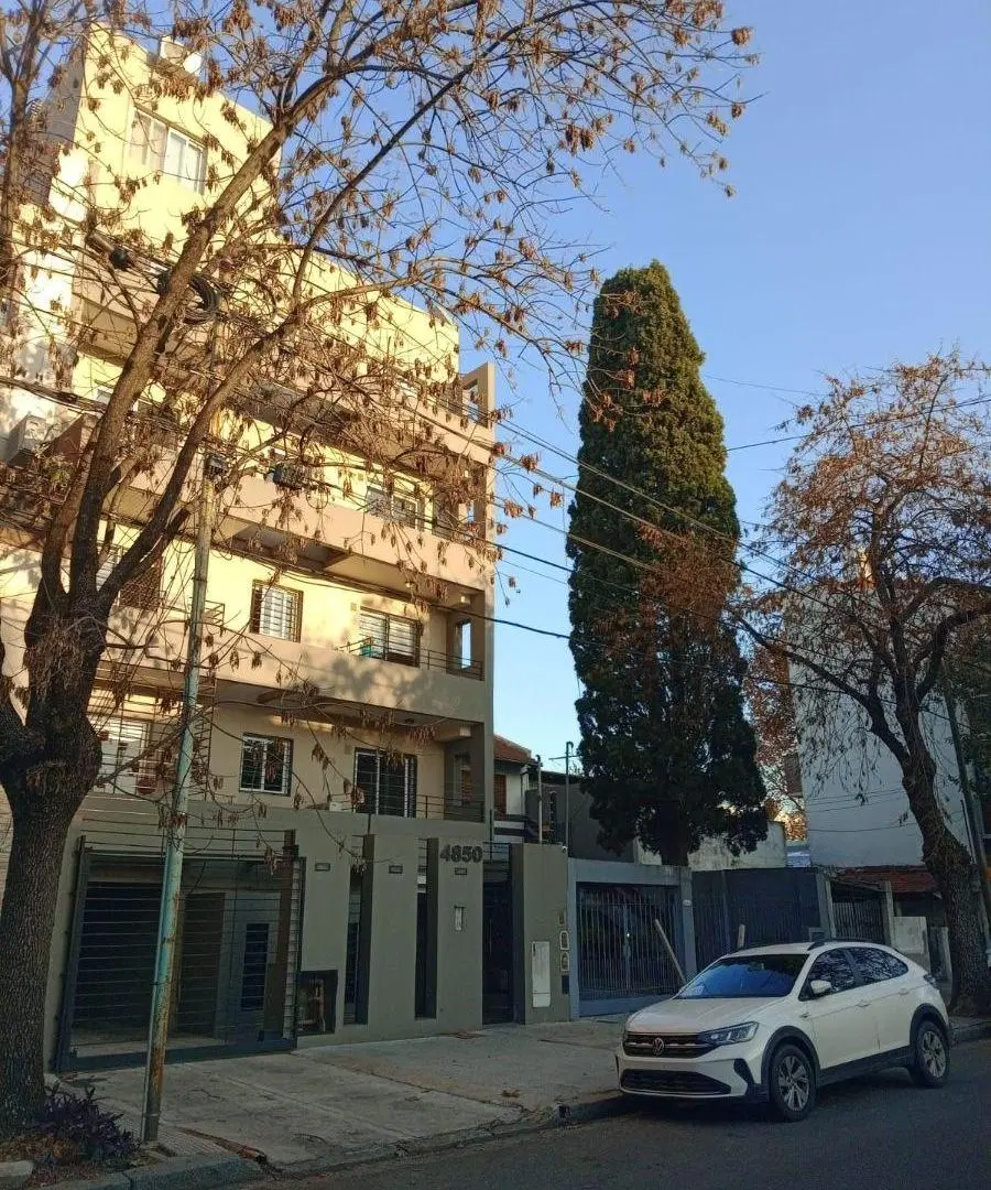 Dos ambientes con cochera 2