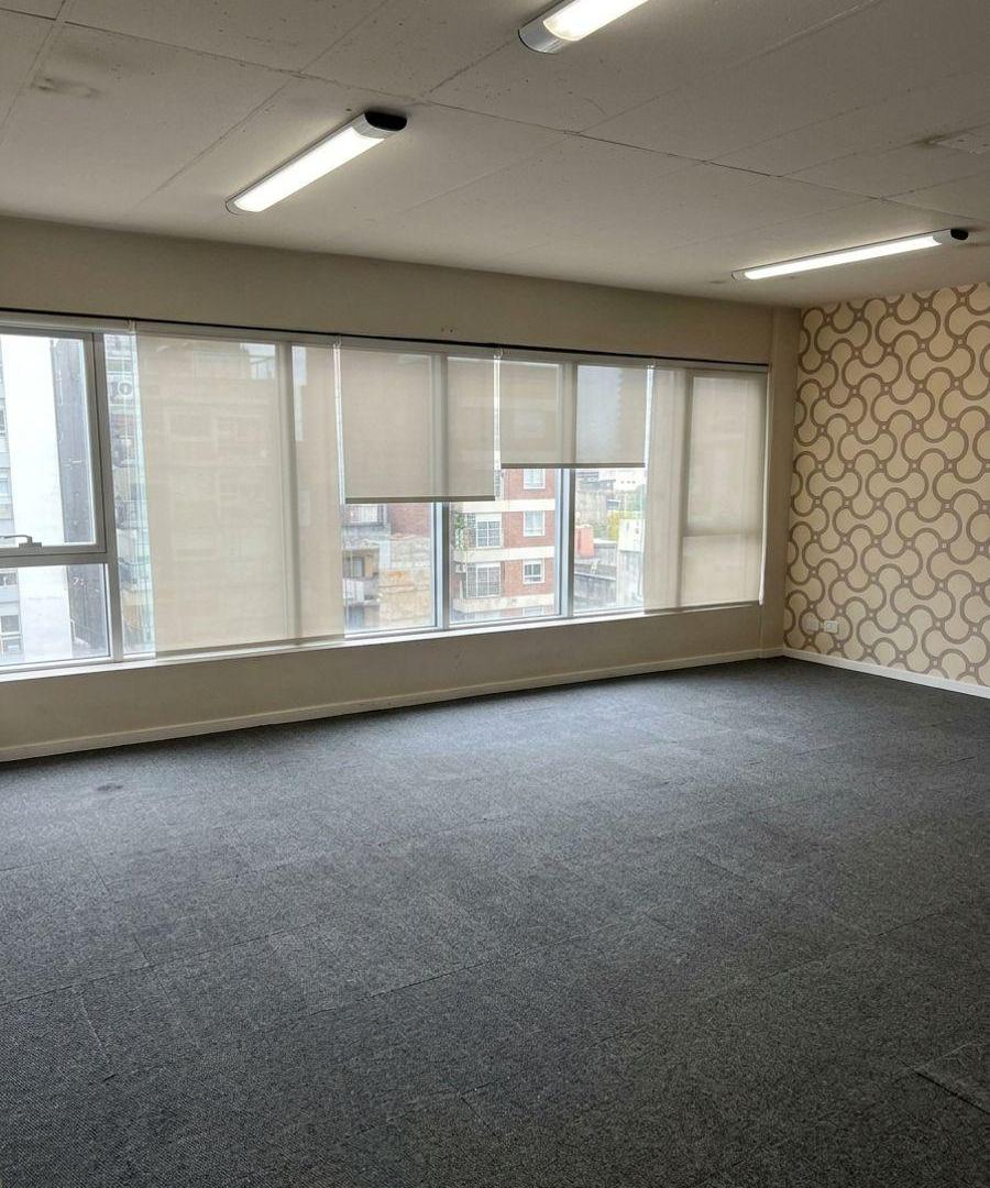 Foto de Oficina comercial de 120 m² en alquiler en Lomas de Núñez, imagen 5