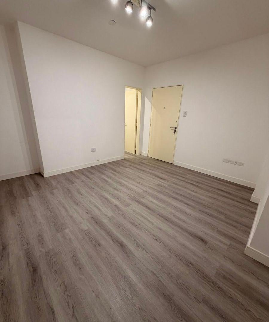 Foto de 2 Amb. Moderno y Reciclado a Mts de Goyena - Listo para Habitar!!, imagen 3