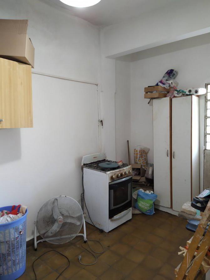 Casa muy amplia en excelente zona, buen estado, nuevas condi
