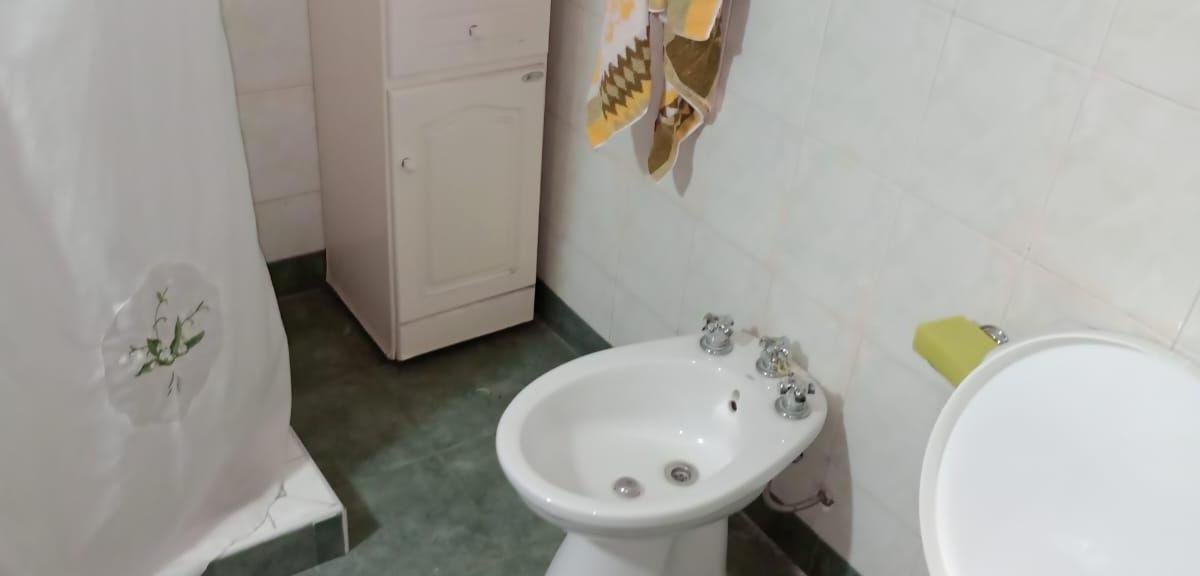 Casa 3 ambientes. | José Murature al 3400