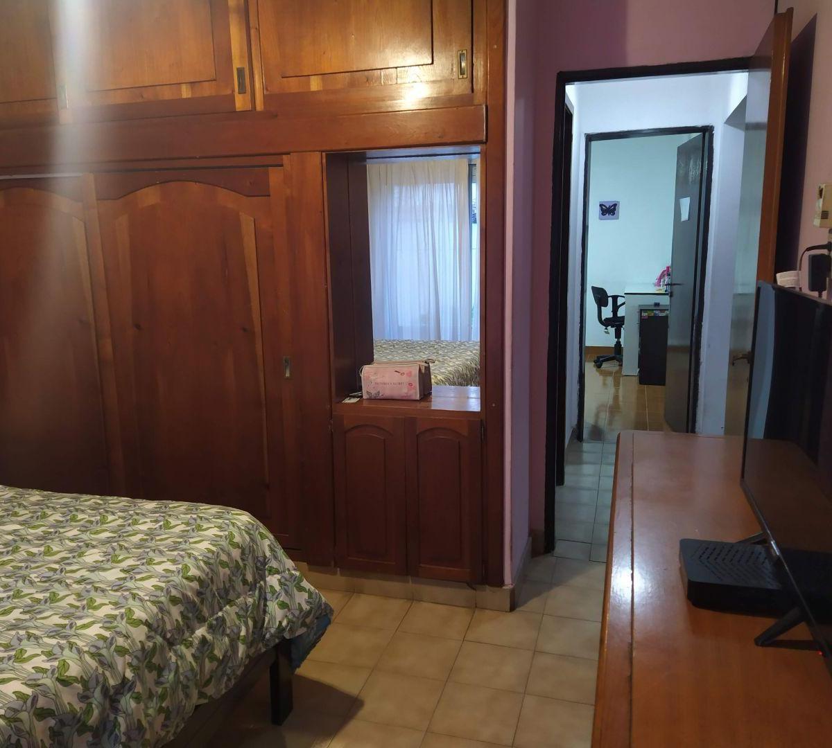 Casa sobre hermoso lote de terreno!!! RETASADA!!!