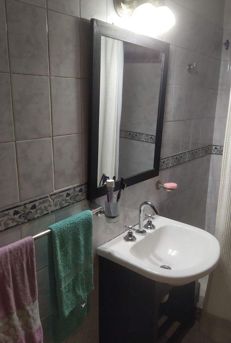 Casa familiar con 3 dormitorios, amplia galería y terreno!