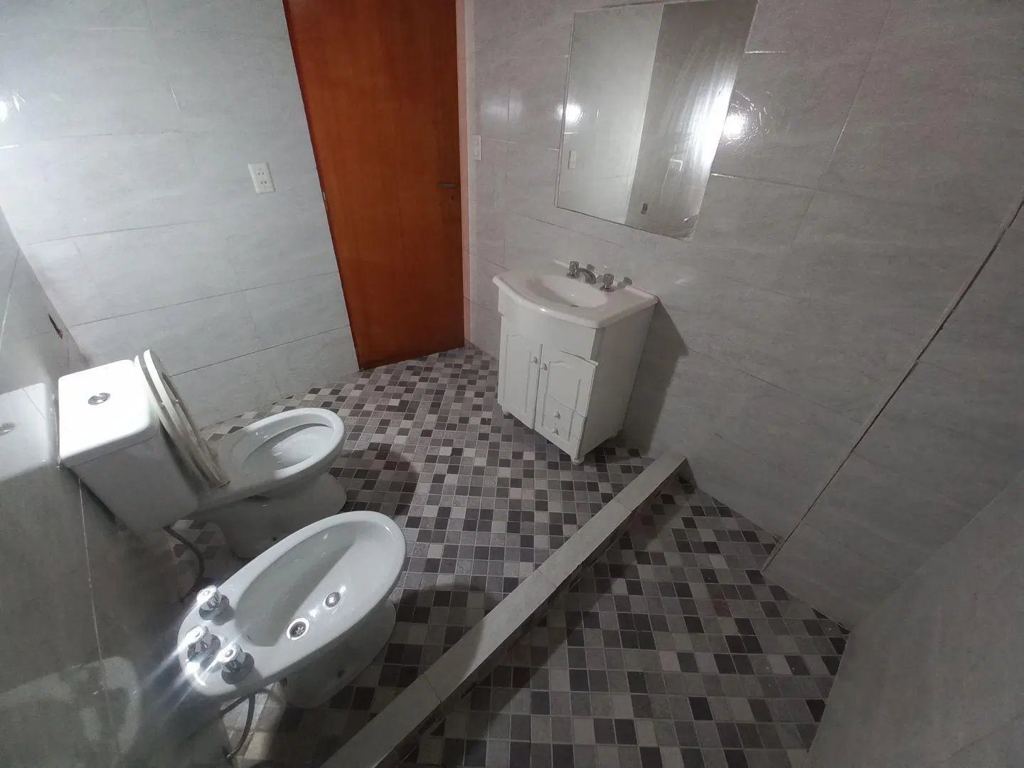 Departamento 2 dormitorios en primer piso 3