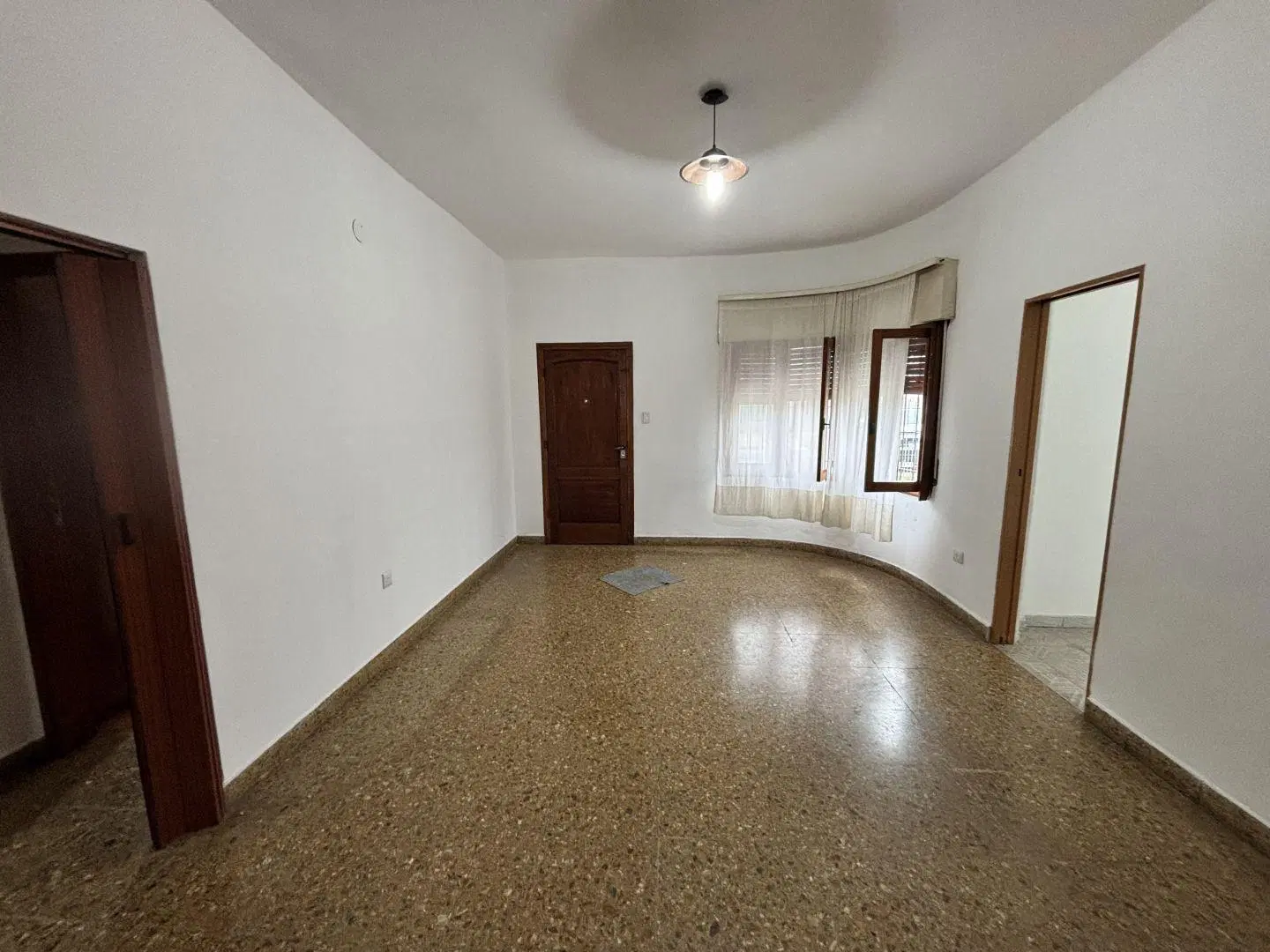 Casa 4 dormitorios sobre amplio lote 614m! 4