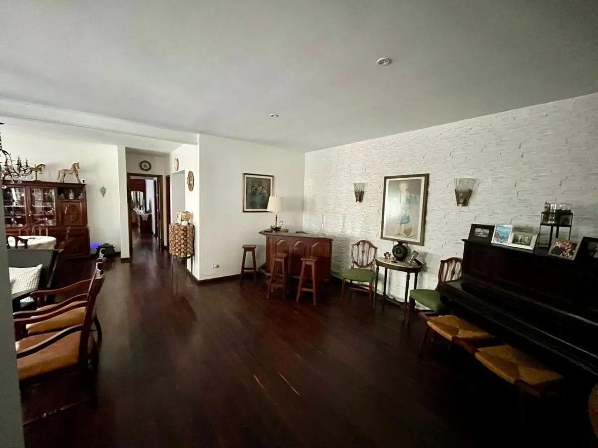 Excelente chalet en la mejor zona de La Lucila 1