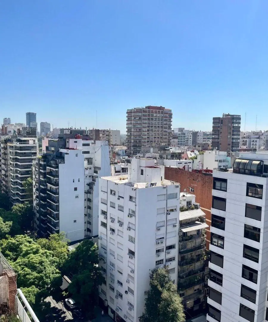 Exclusivo Departamento de 3 ambientes con cochera en venta en Botánico 2