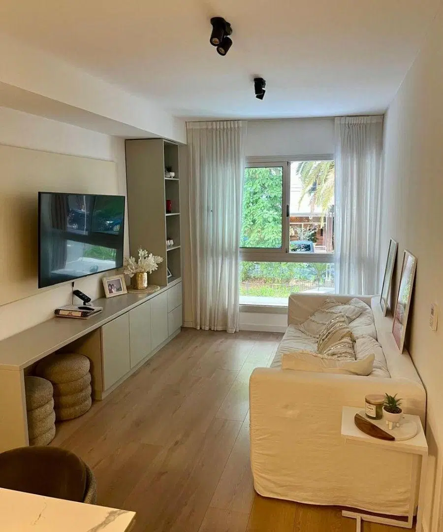 Exclusivo Departamento de 3 ambientes con cochera en venta en Botánico 8