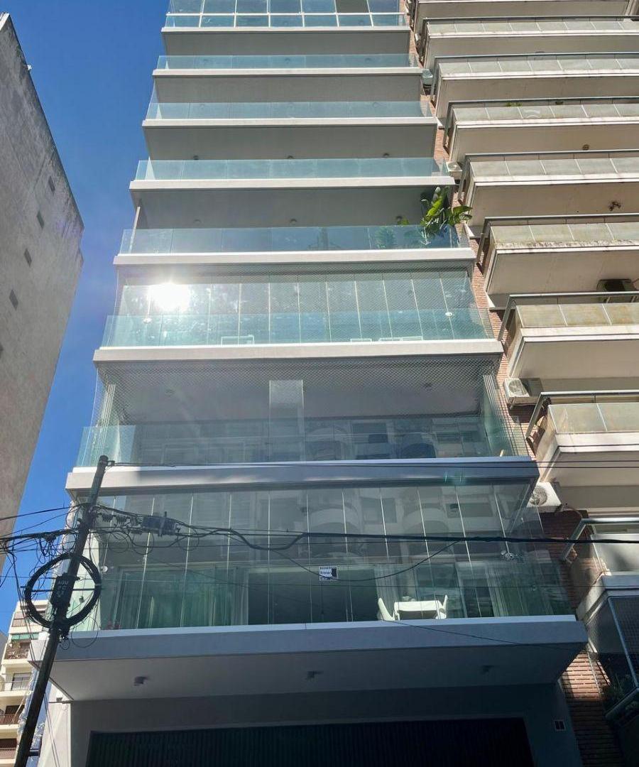 Foto de Exclusivo Departamento de 3 ambientes con cochera en venta en Botánico, imagen 1