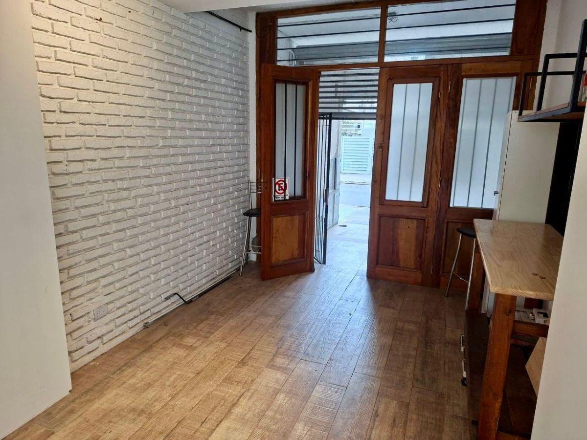 Foto de Local de 42m² + 48m² descubiertos en Olivos, imagen 4