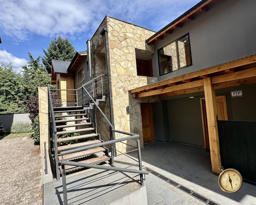 Excelente departamento de 2 dormitorios con costa de arroyo - 72 m2 - El Bosque y Cipreses - Centro