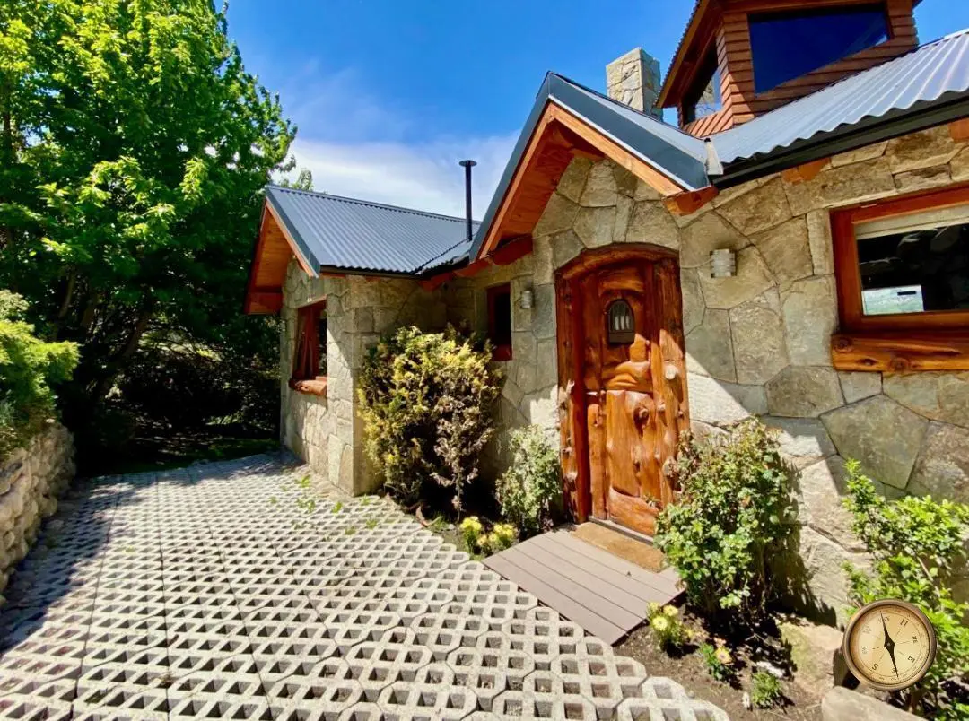 Casa de 4 dormitorios - 207 m2 en lote de  1200 m2 - Rai Trai 3