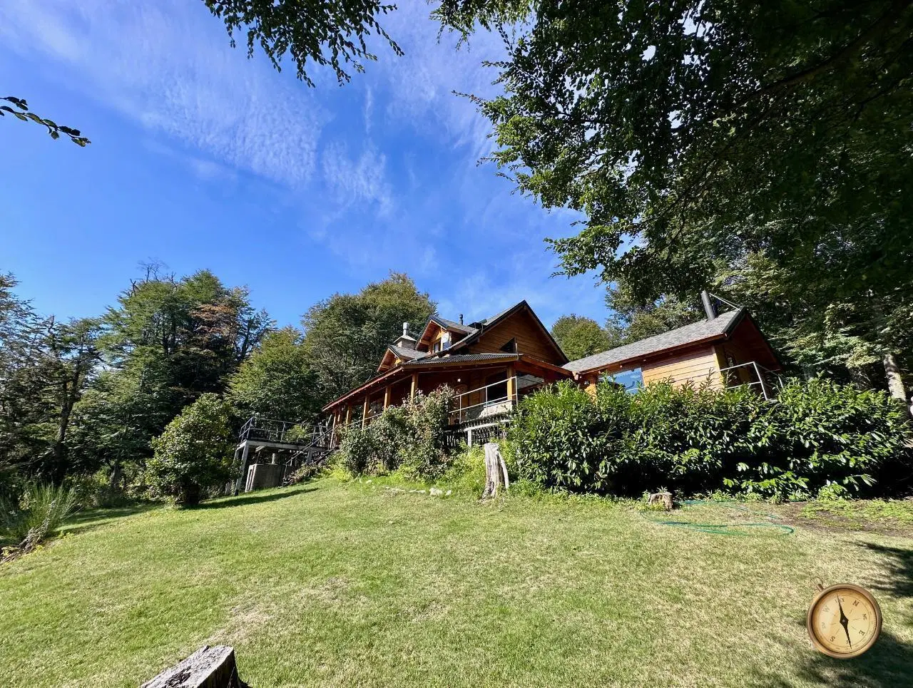 Excelente propiedad con vistas al lago - 415 m2 en lote de 10.000 m2 - Lago Hermoso 3