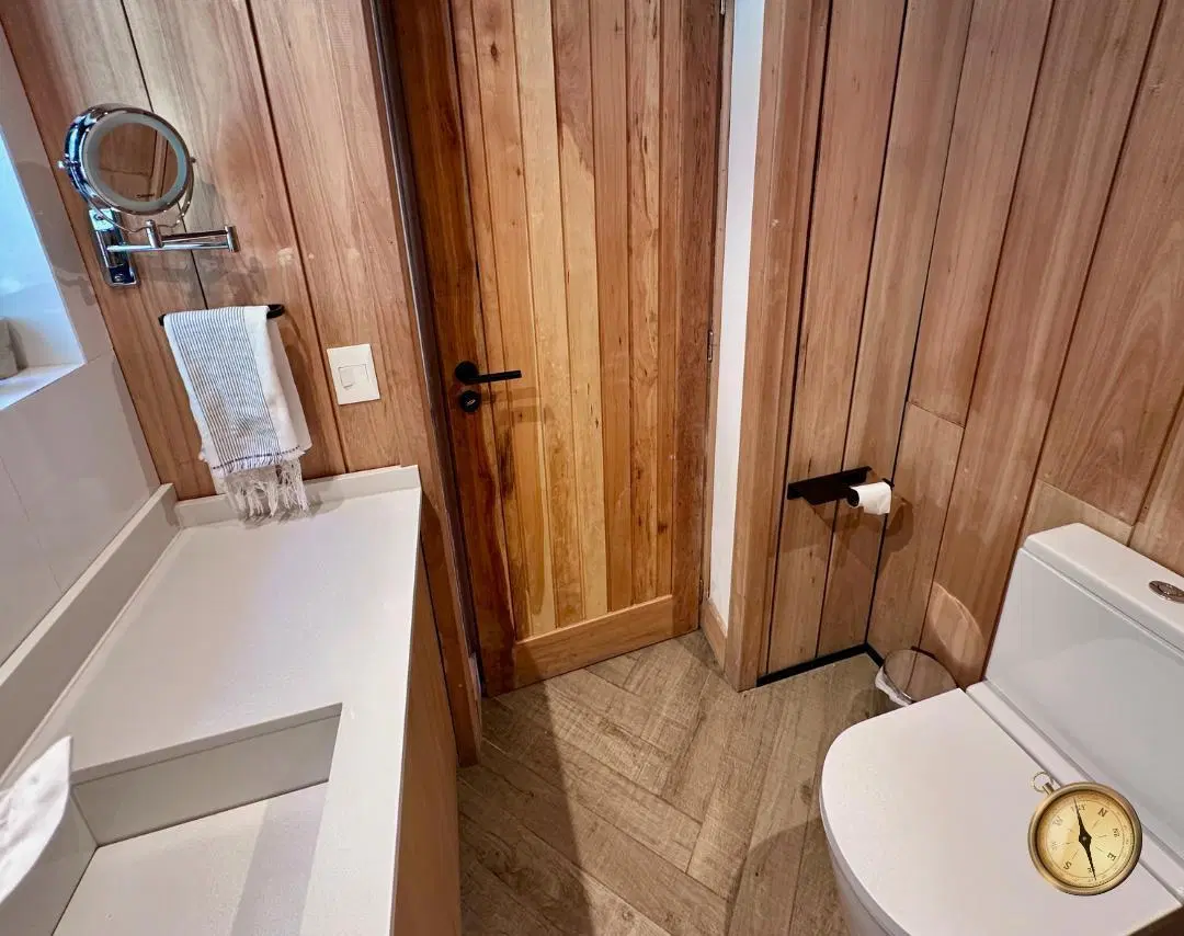Casa de 3 dormitorios – 269 m2 en lote de  1800 m2 - Chapelco Golf 5
