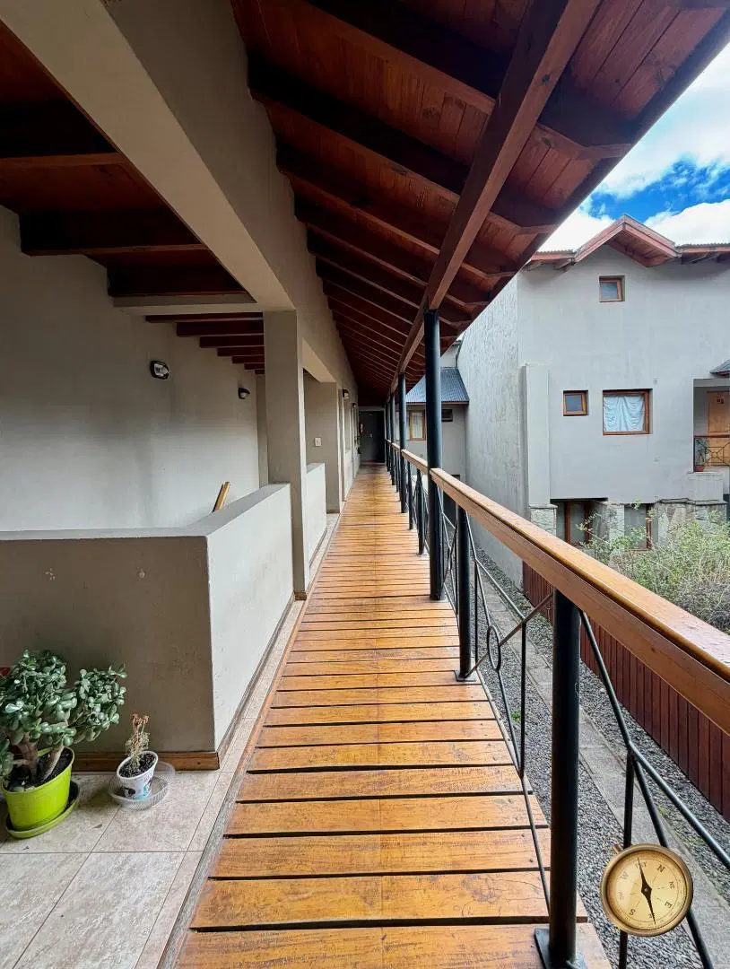 Departamento de 1 dormitorio con cochera - 50m2 - Av San Martin al 1300 - Centro 2
