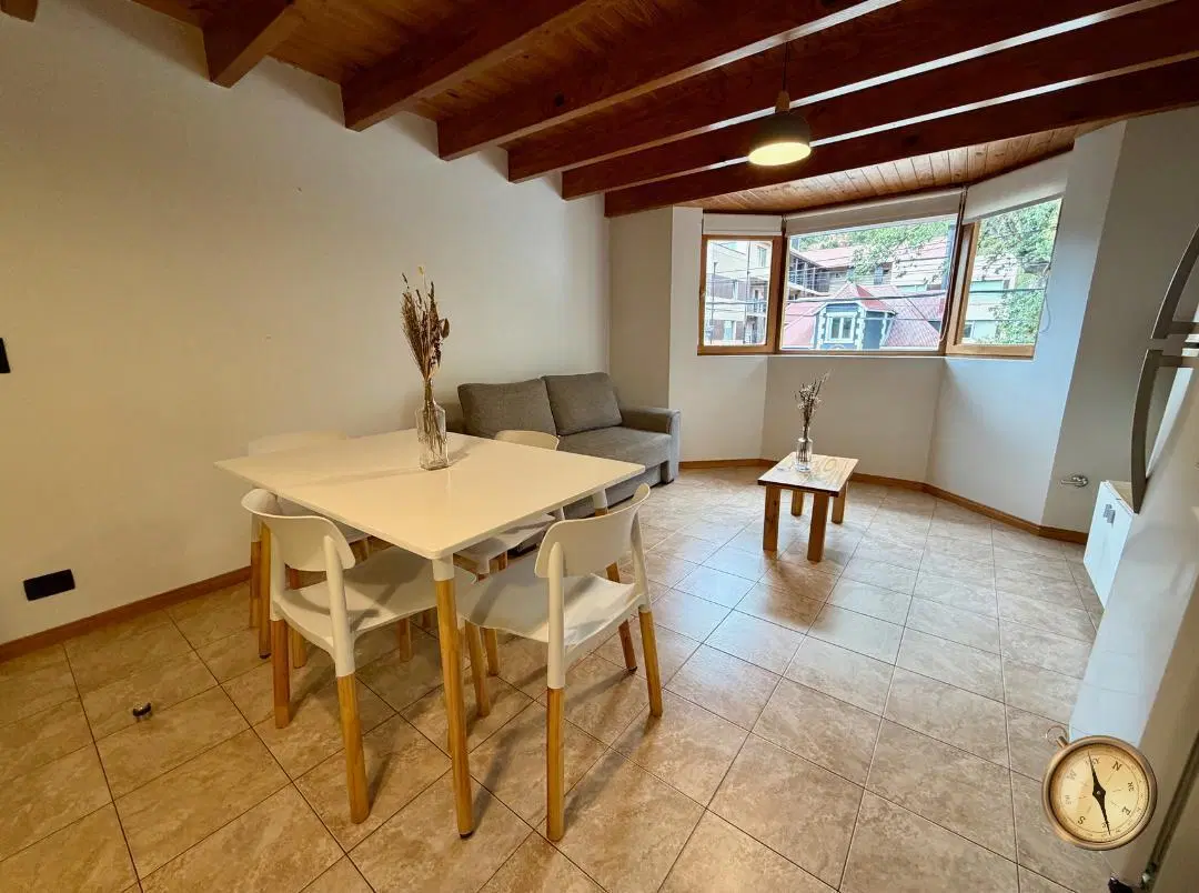 Departamento de 1 dormitorio con cochera - 50m2 - Av San Martin al 1300 - Centro 3
