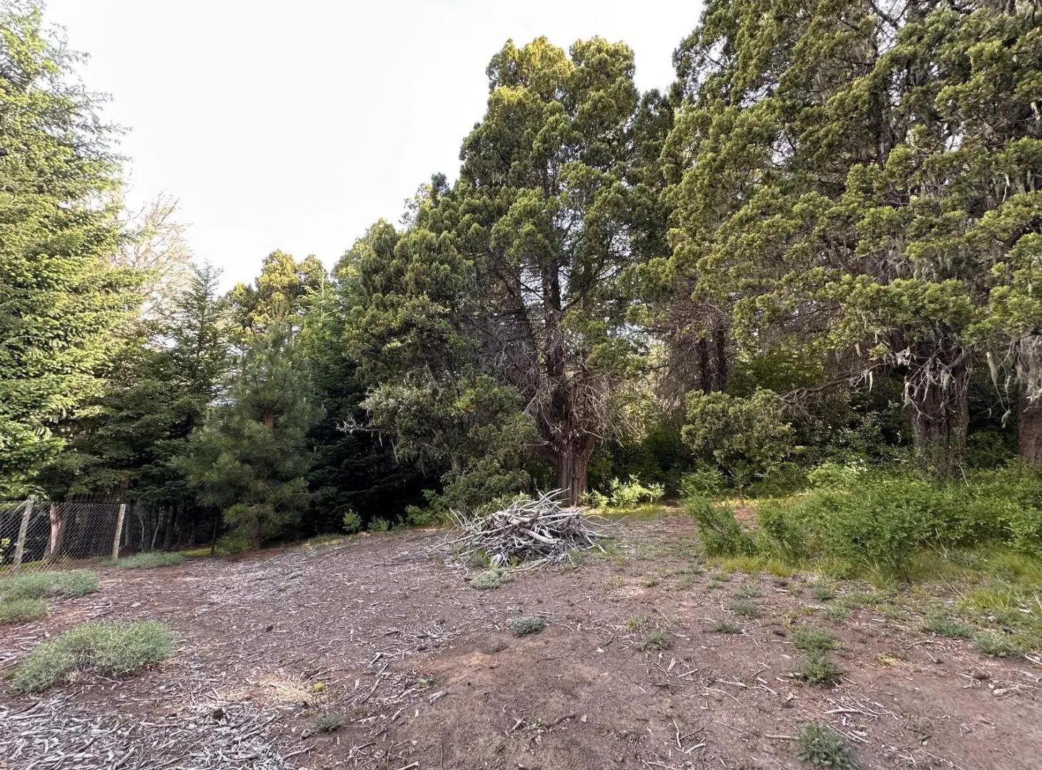 Excelente lote de 2550 m2 - La Reserva Baja 3