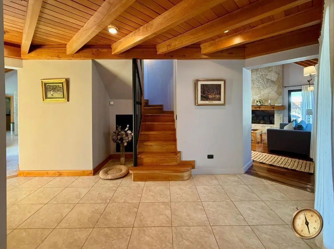 Exclusiva Casa de 285 m2 en lote de 600 m2 - Ubicación premium en Casco Centrico - Almte Brown 300 3