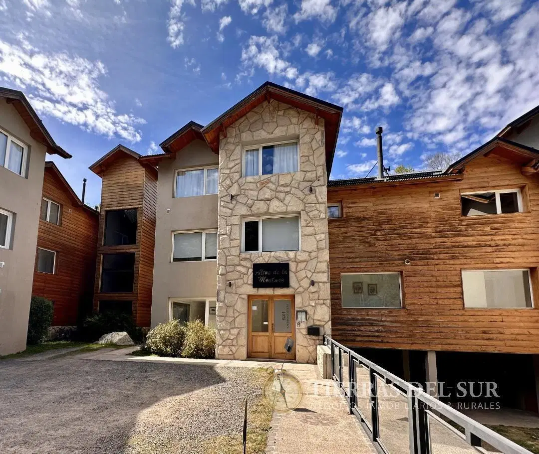 Excelente departamento de 2 dormitorios con cochera 58 m2 - Altos de la Montaña - Altos del Sol 3