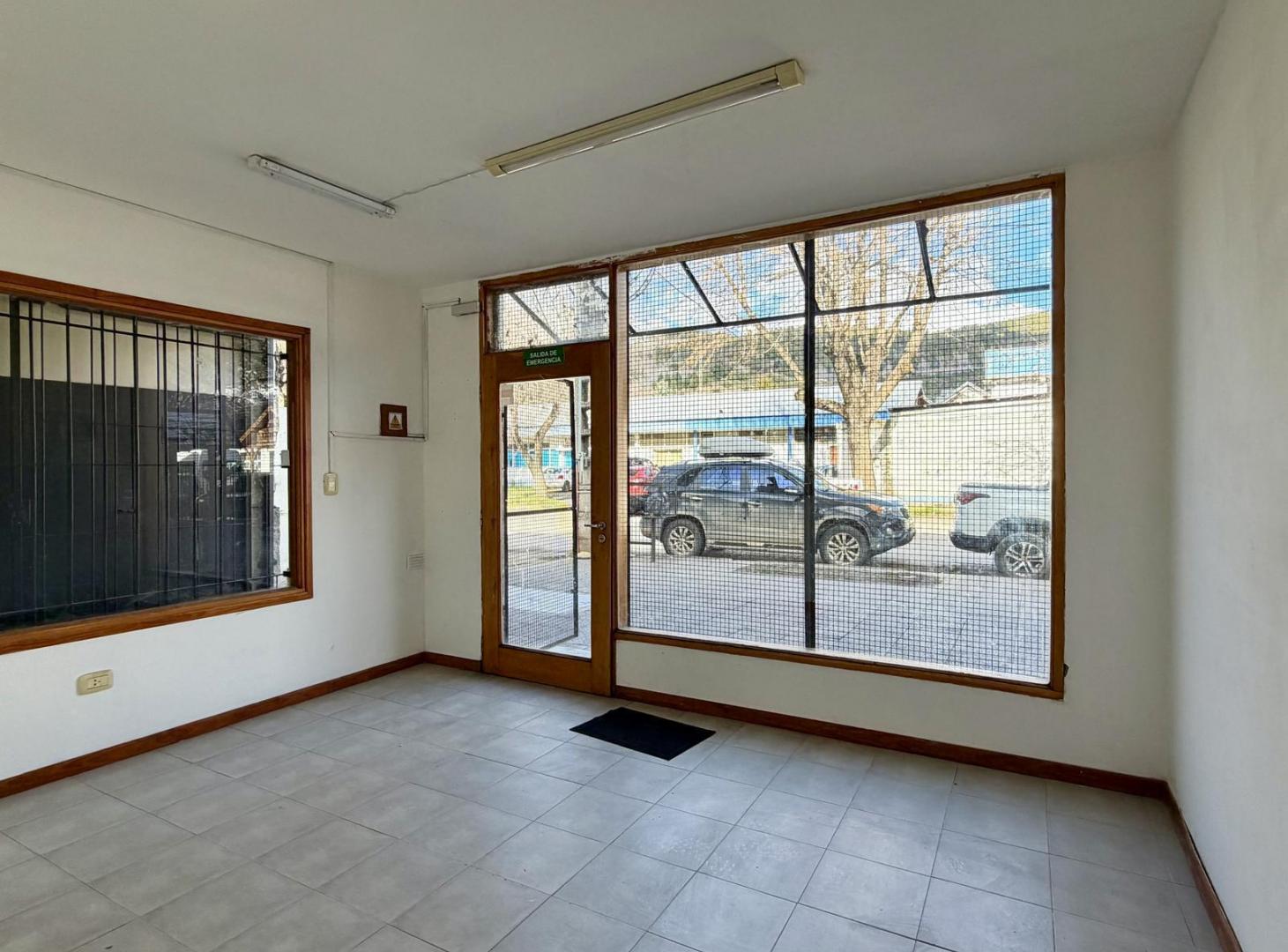 Foto de Local Comercial 33m2 - P.Moreno al 800 - Centro, imagen 4