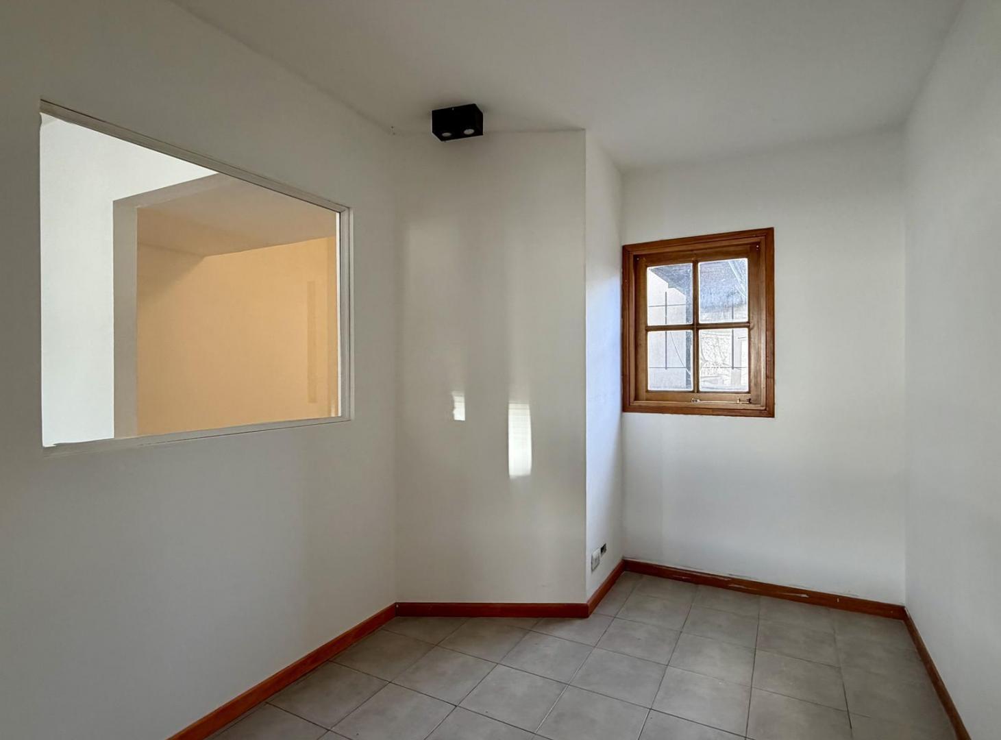 Foto de Local Comercial 33m2 - P.Moreno al 800 - Centro, imagen 5