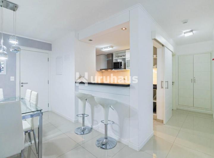 Foto de ALQUILER APARTAMENTO UN DORMITORIO PUNTA DEL ESTE EDIFICIO WIND TOWER, imagen 2