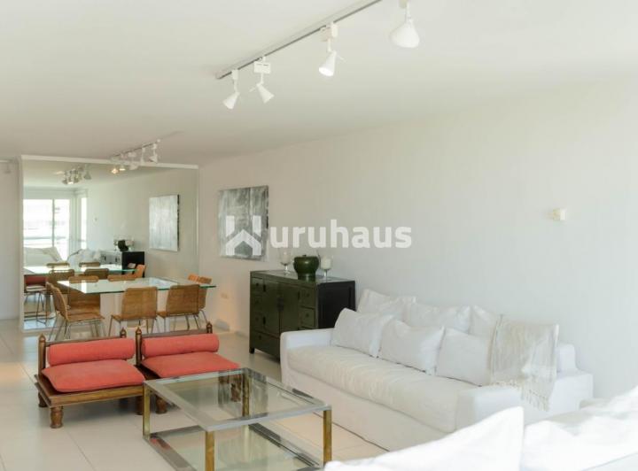 VENTA APARTAMENTO CUATRO DORMITORIOS PLAYA BRAVA PUNTA DEL ESTE FOREST TOWER I