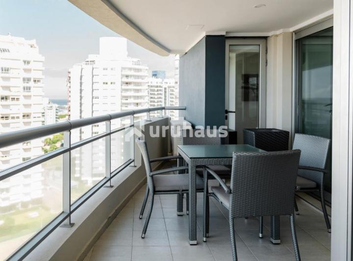 Foto de ALQUILER TEMPORAL APARTAMENTO 4 DORMITORIOS FOREST TOWER 1 PLAYA BRAVA, imagen 5