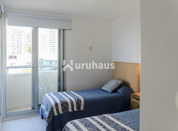 Foto de VENTA APARTAMENTO TRES DORMITORIOS FOREST TOWER 1 PLAYA BRAVA, imagen 5