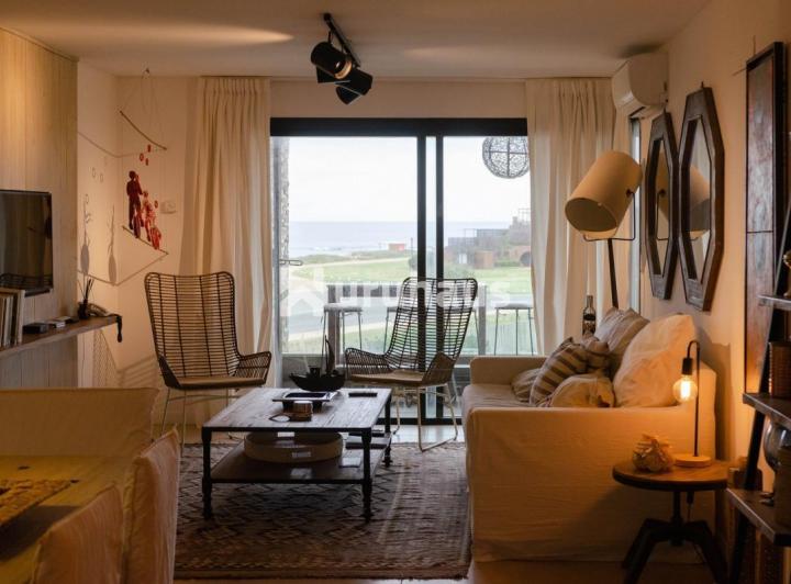 Foto de ALQUILER APARTAMENTO DOS DORMITORIOS PUNTA DEL ESTE EDIFICIO SELENZA, imagen 1