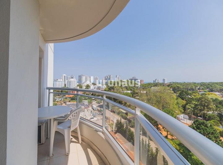 OCEAN DRIVE - PISO ALTO Y EXCELENTE ORIENTACION. - OPORTUNIDAD EN ROOSVELT