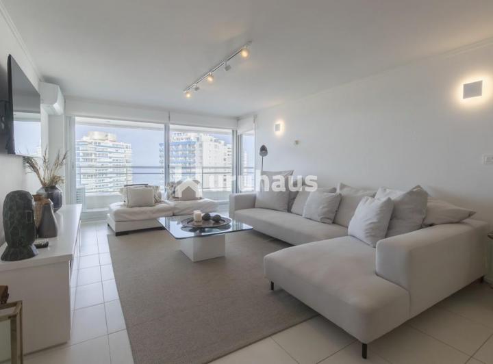 Foto de VENTA APARTAMENTO CUATRO DORMITORIOS PUNTA DEL ESTE EDIFICIO FOREST TOWER I, imagen 4