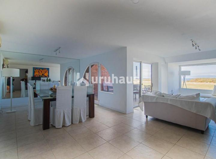 Foto de VENTA APARTAMENTO TRES DORMITORIOS MANANTIALES EDIFICIO TERRAZAS DE, imagen 3