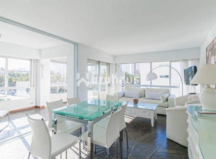 Foto de VENTA APARTAMENTO DOS DORMITORIOS RECALADA PUNTA DEL ESTE PENINSULA, imagen 5