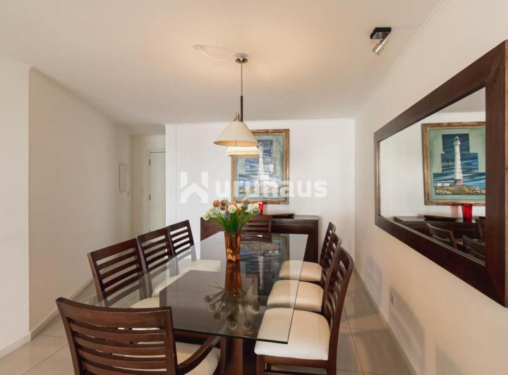 Foto de VENTA DEPARTAMENTO WIND TOWER 3 DORMITORIOS, imagen 2