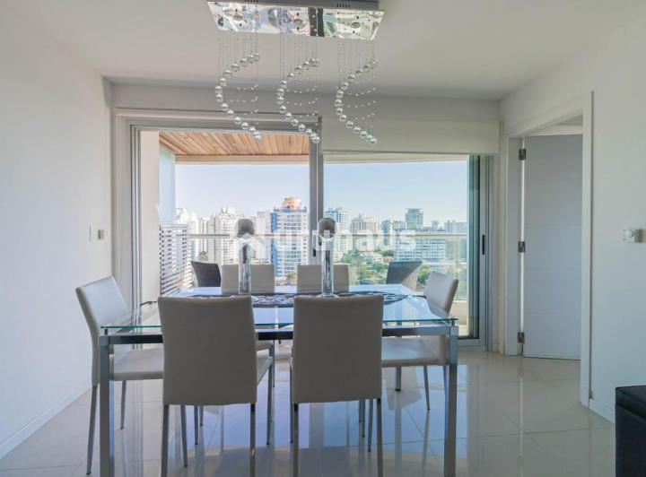 Foto de VENTA APARTAMENTO DOS DORMITORIOS PUNTA DEL ESTE EDIFICIO ICON BRAVA, imagen 4