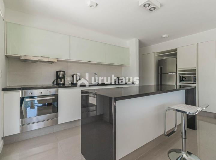 Foto de VENTA APARTAMENTO DOS DORMITORIOS PUNTA DEL ESTE EDIFICIO RINCON DEL, imagen 5