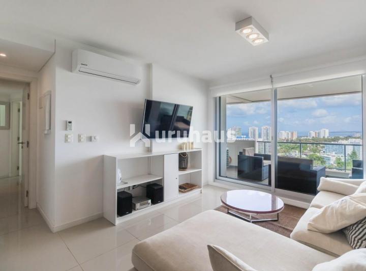 Foto de VENTA APARTAMENTO DOS DORMITORIOS WIND TOWER PLAYA BRAVA, imagen 3