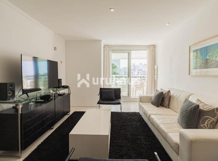 Foto de VENTA APARTAMENTO PUNTA DEL ESTE EDIFICIO FOREST TOWER I, imagen 1