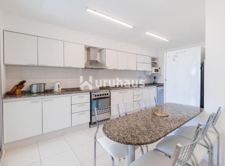 Foto de FOREST TOWER I - 4 SUITES EN VENTA - PISO ALTO CON VISTA, imagen 3