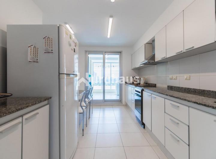 Foto de FOREST TOWER I - 4 SUITES EN VENTA - PISO ALTO CON VISTA, imagen 2