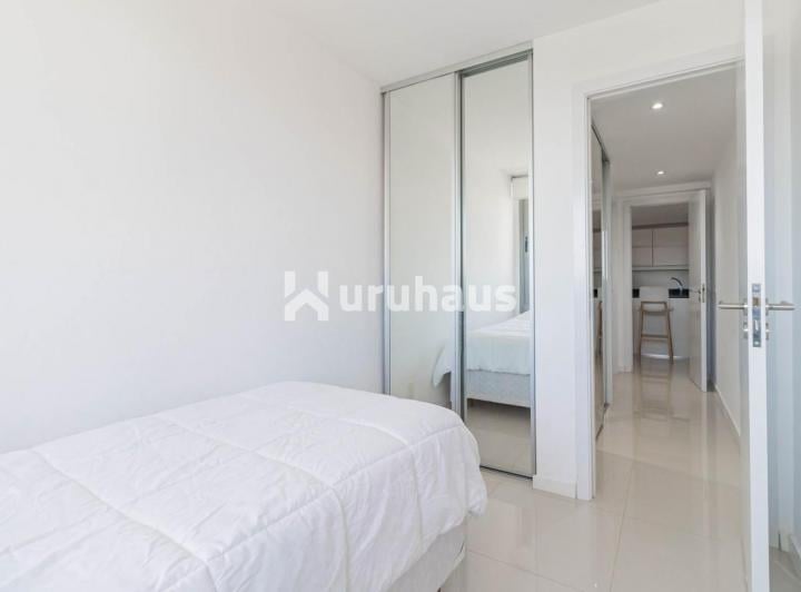 Foto de VENTA APARTAMENTO TRES DORMITORIOS PLAYA BRAVA PUNTA DEL ESTE EDIFICIO, imagen 2