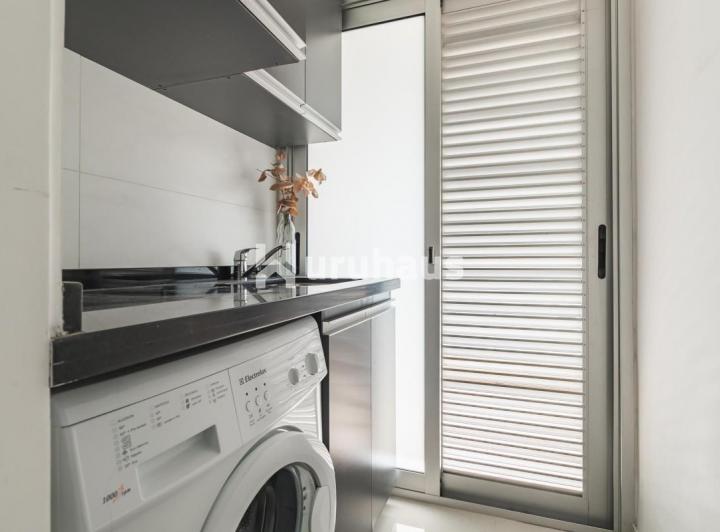 Foto de VENTA APARTAMENTO DOS DORMITORIOS PUNTA DEL ESTE EDIFICIO ICON BRAVA, imagen 5